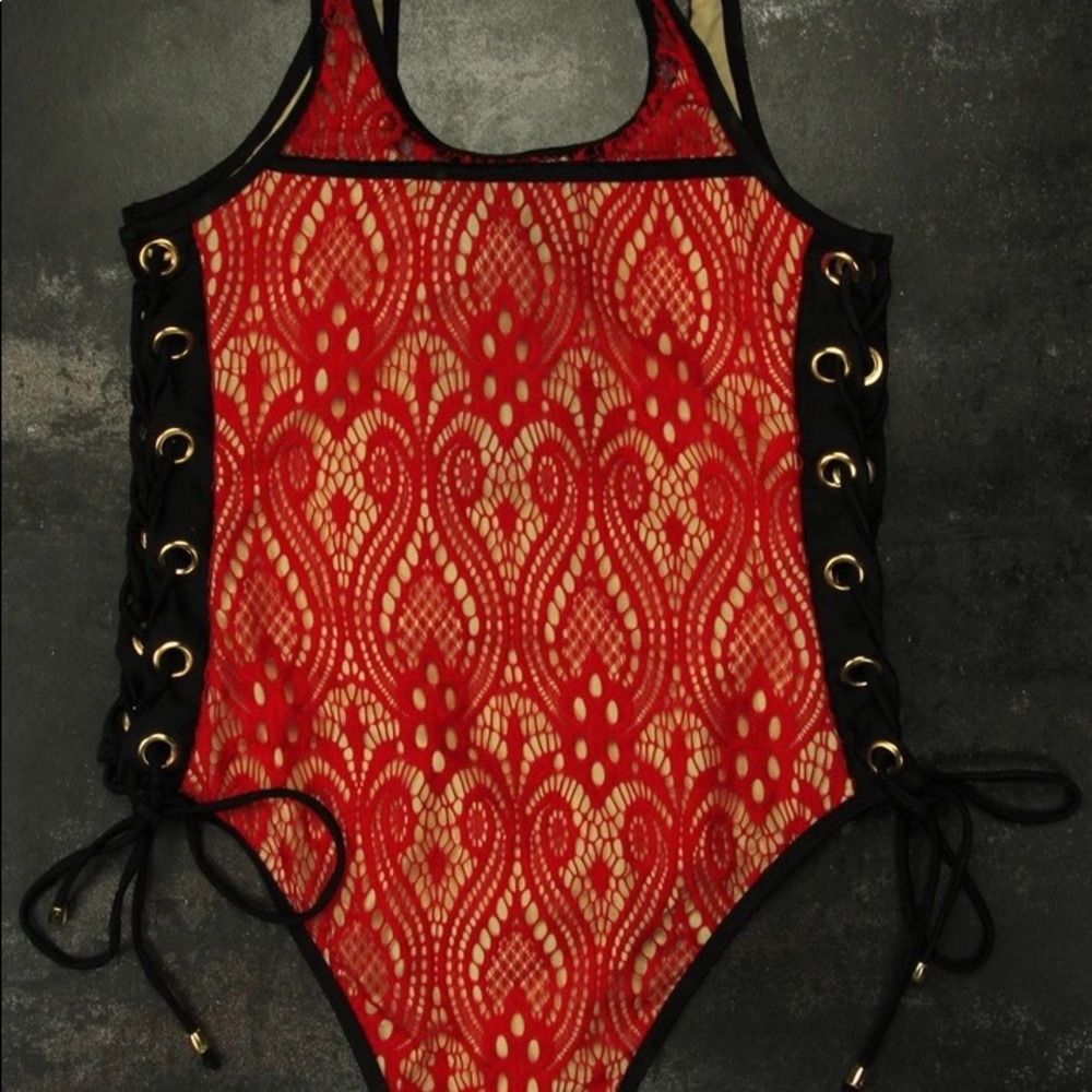 🎈COMING SOON🎈 Sexy One Piece Swimsuit 😍 - Picture 6 of 7